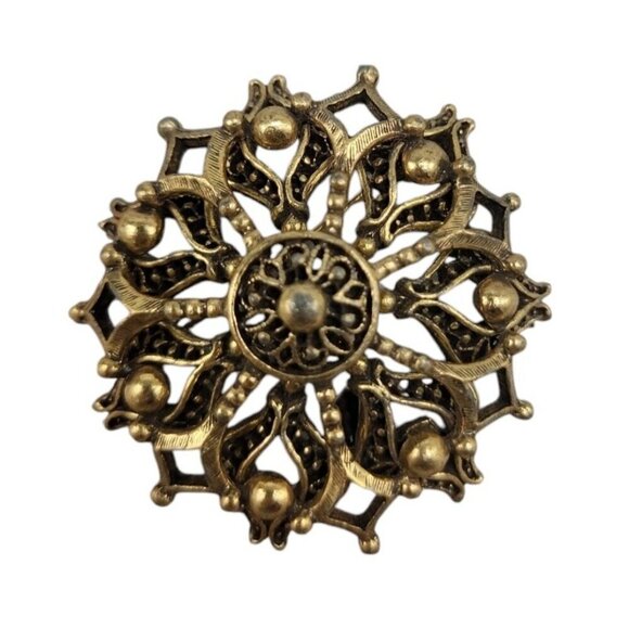 Hedy Snowflake Brooch Gold Tone Layered Open Metal Work Vintage Signed - Picture 2 of 16